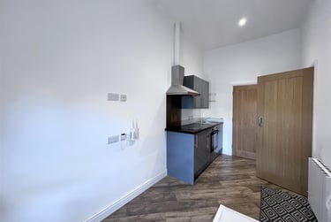 1 bed studio, Freckingham Street, Hockley, Nottingham, NG11DX - Image 2